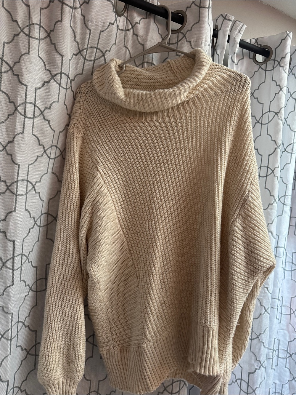 American Eagle Women's Cream Turtleneck Ribbed Sweater